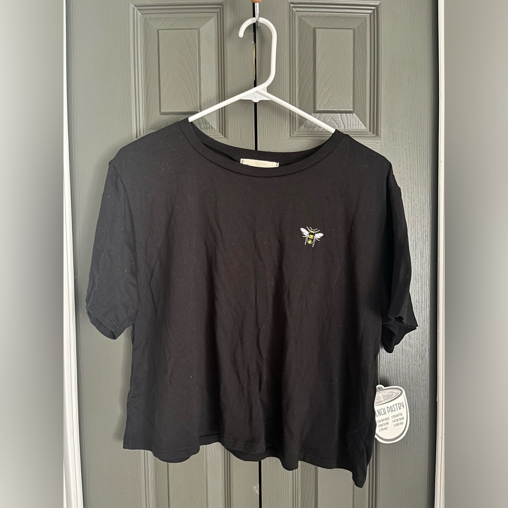 Save the bees crop top